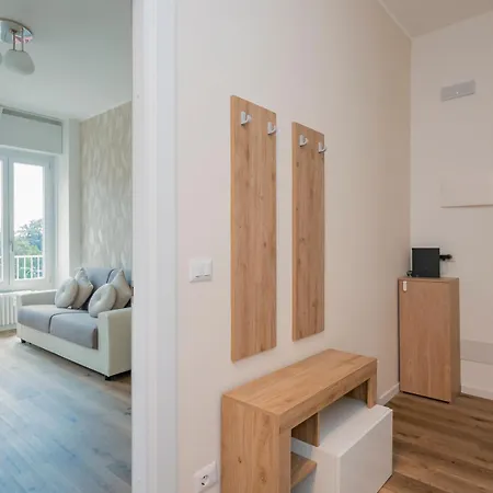 I Host - Campiglio 13 * Milão