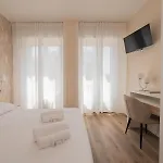 I Host - Campiglio 13 * Milano