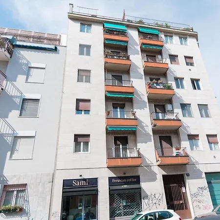 I Host - Campiglio 13 * Milano